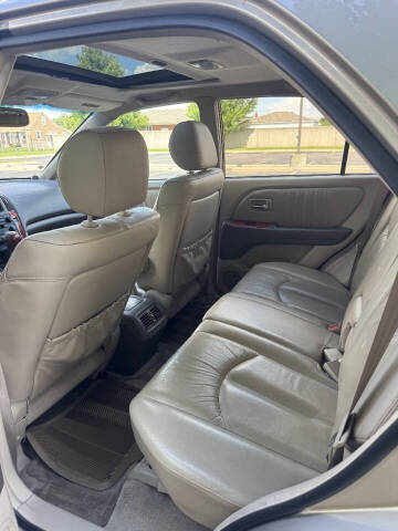 2003 Lexus RX 300