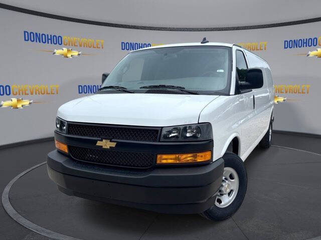 2025 Chevrolet Express 2500