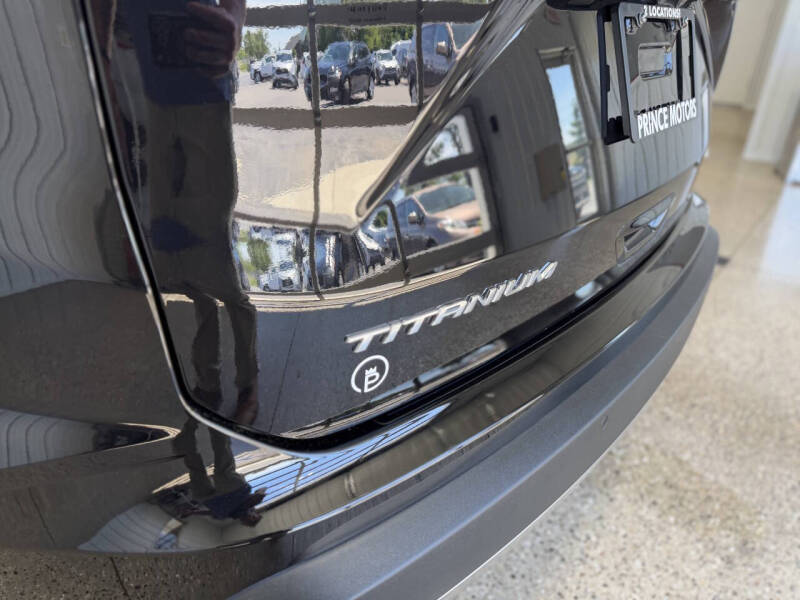 2023 Ford Edge Titanium