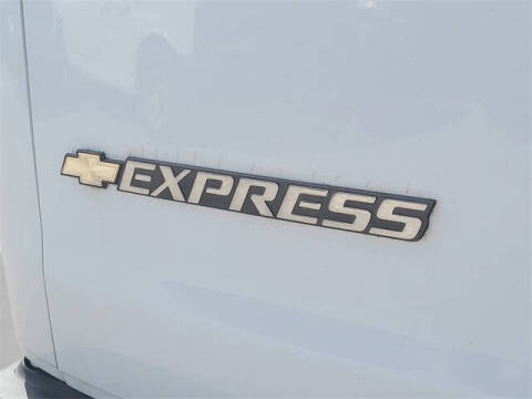2021 Chevrolet Express 2500