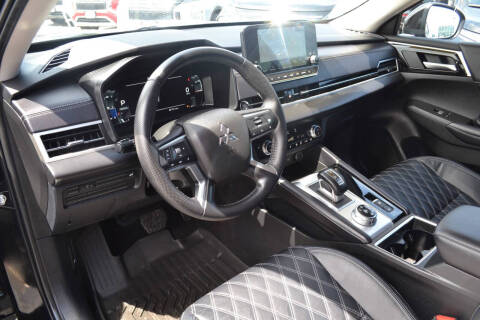 2024 Mitsubishi Outlander SEL