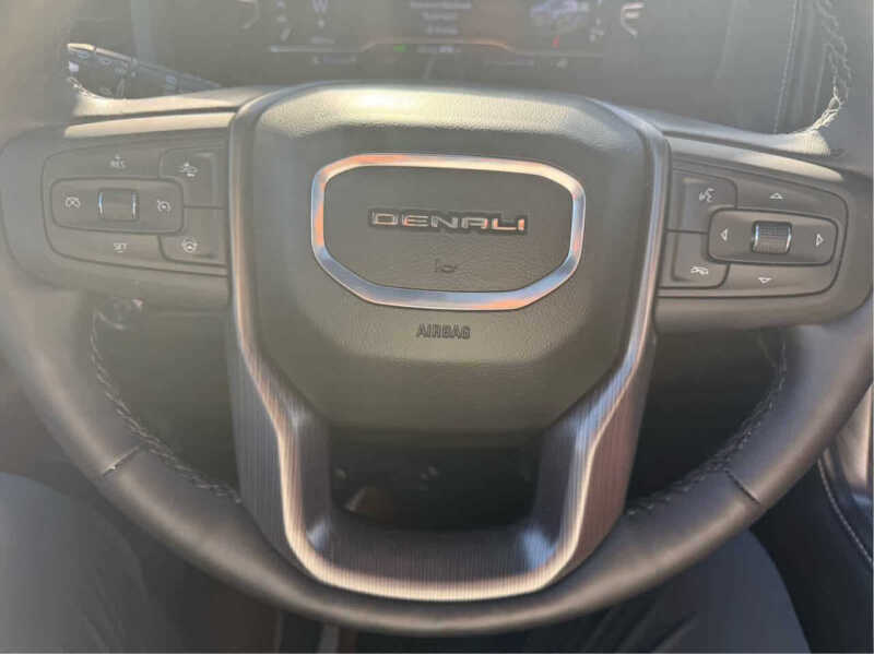 2024 GMC Yukon Denali Ultimate