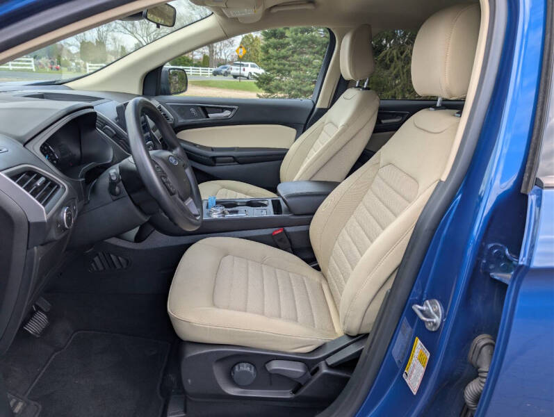 2023 Ford Edge SE
