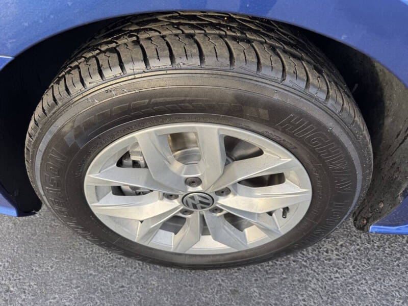 2017 Volkswagen Passat 1.8T S