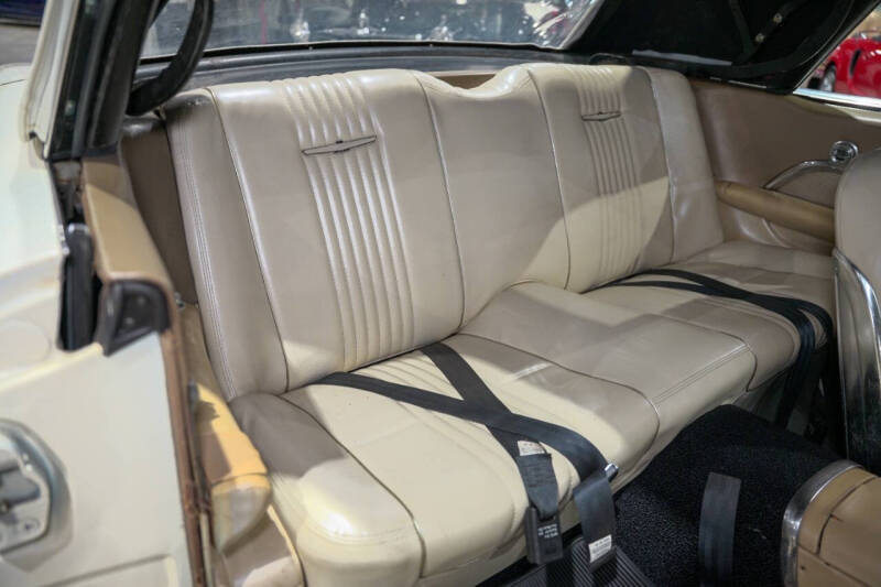 1963 Ford Thunderbird