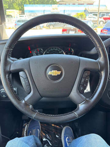 2020 Chevrolet Express 2500