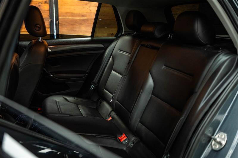 2020 Volkswagen Golf TSI