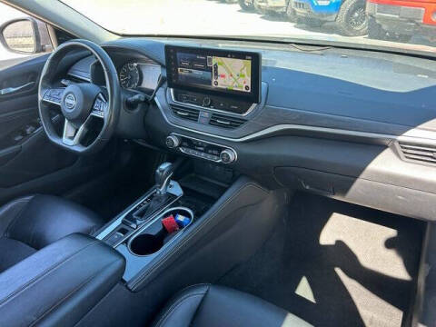 2023 Nissan Altima 2.5 SL