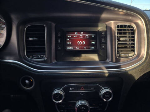 2016 Dodge Charger SE