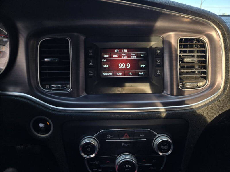 2016 Dodge Charger SE