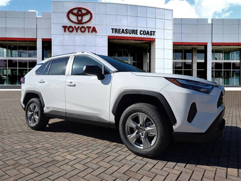 2025 Toyota RAV4 Hybrid LE