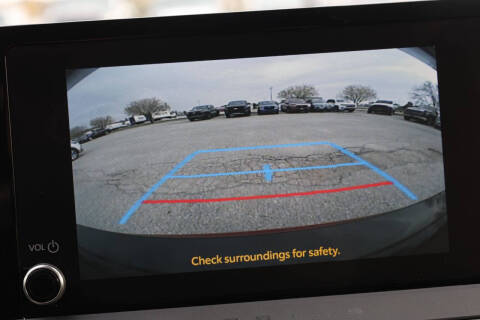 2025 Toyota Prius Plug-in Hybrid SE