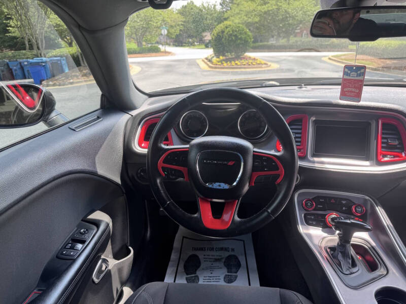 2019 Dodge Challenger SXT