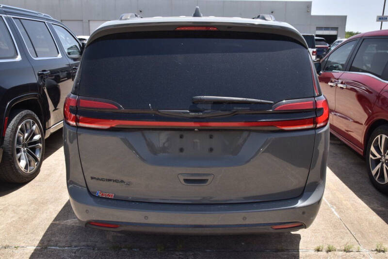 2021 Chrysler Pacifica Touring L