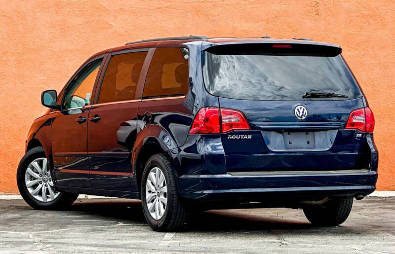 2014 Volkswagen Routan