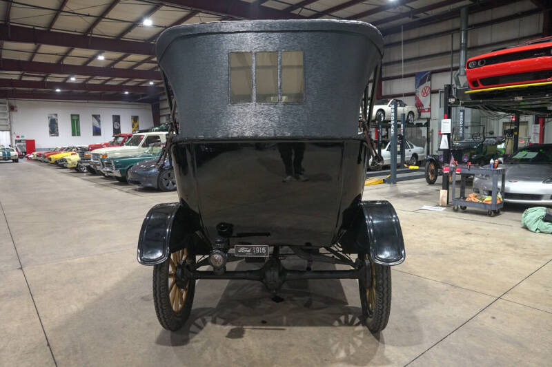 1916 Ford Model T