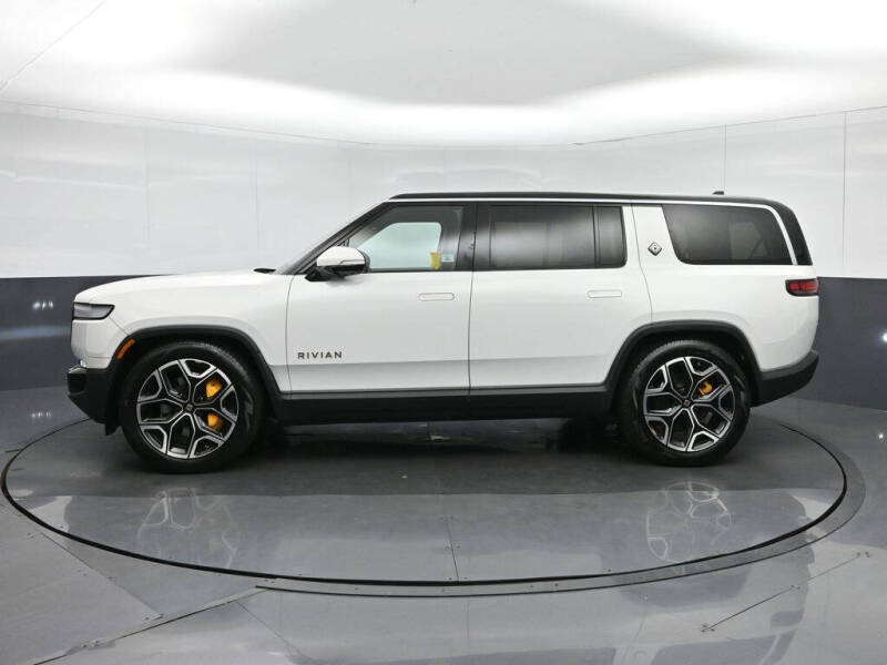 2023 Rivian R1S Launch Edition