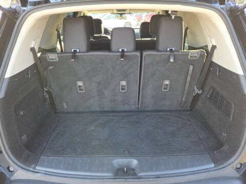 2022 Nissan Pathfinder SV