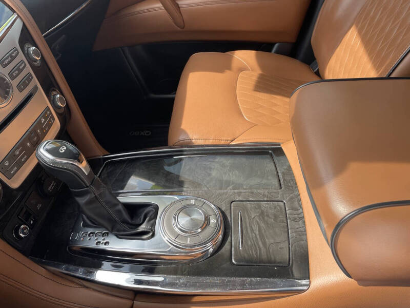 2019 Infiniti QX80 Luxe