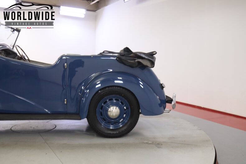 1949 Ford Anglia