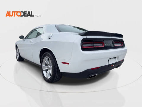 2023 Dodge Challenger SXT