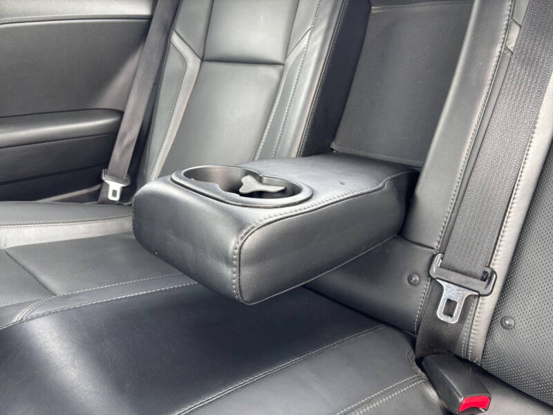 2015 Dodge Challenger R/T Plus