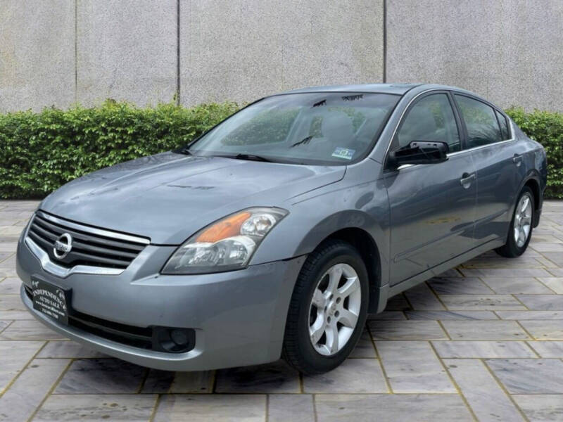 2009 grey nissan altima