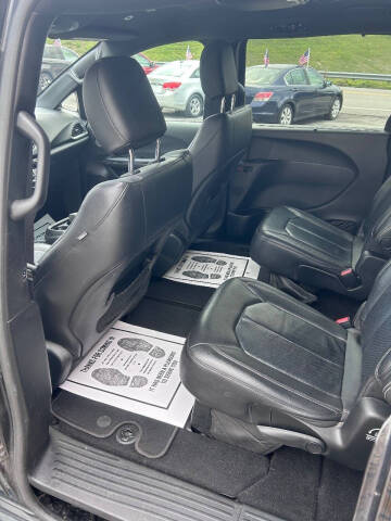 2019 Chrysler Pacifica Touring L