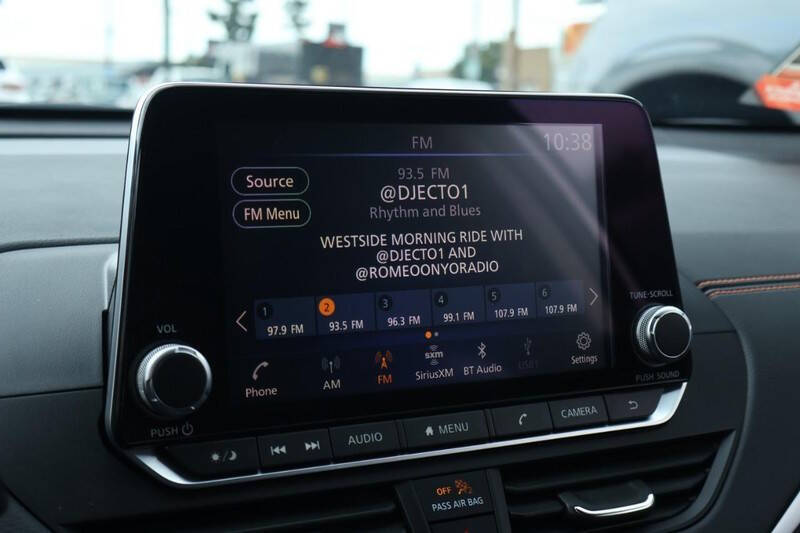 2022 Nissan Altima 2.5 SR