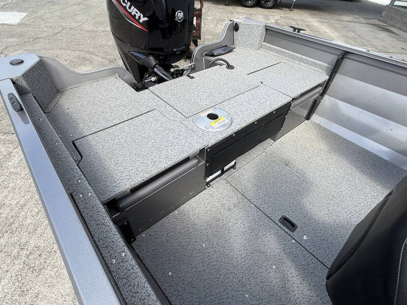 2024 Crestliner 1600 Vision
