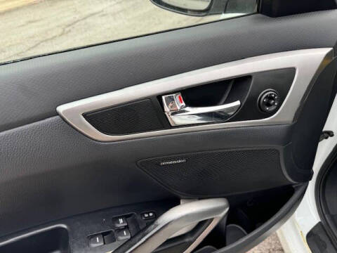 2012 Hyundai Veloster