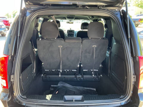 2017 Dodge Grand Caravan SE Plus