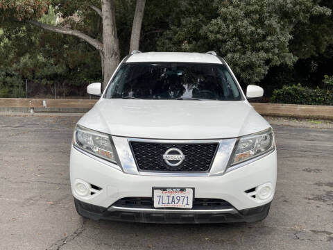 2013 Nissan Pathfinder SV