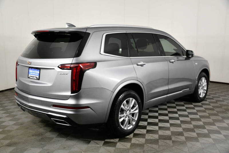 2025 Cadillac XT6 Luxury