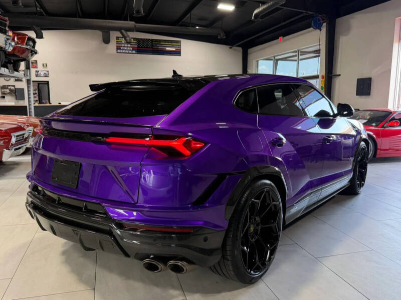 2024 Lamborghini Urus Performante