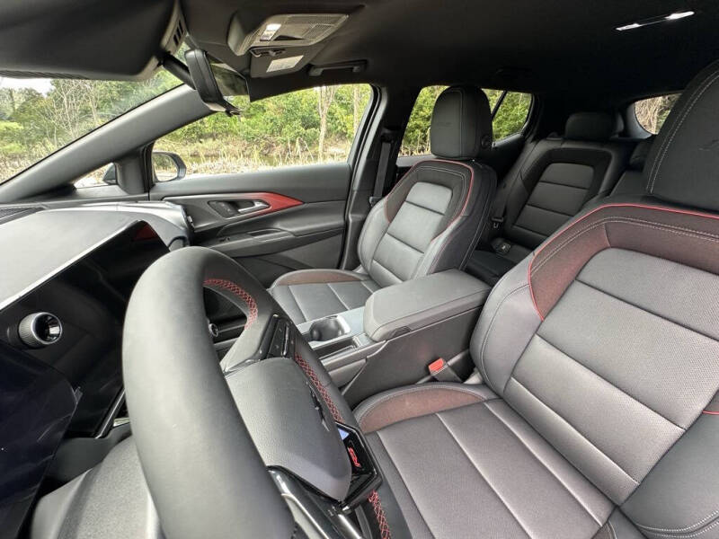 2025 Chevrolet Equinox EV RS