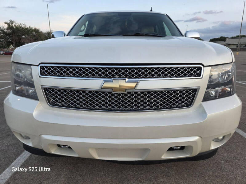 Used 2010 Chevrolet Suburban LTZ with VIN 1GNUKKE36AR283518 for sale in Lewisville, TX