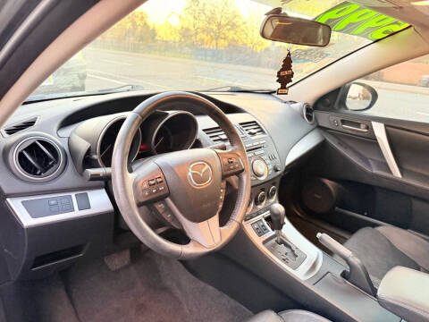 2011 Mazda MAZDA3 s Grand Touring