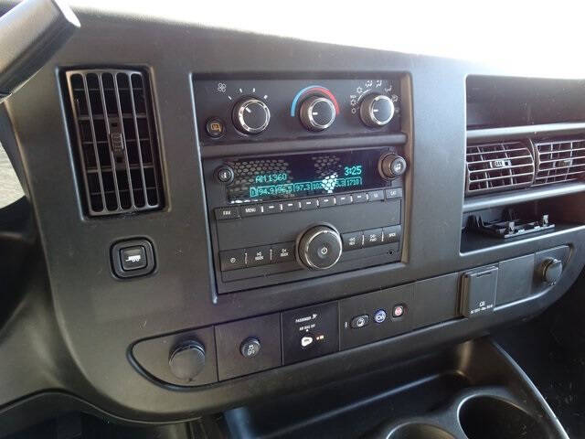 2023 GMC Savana 2500