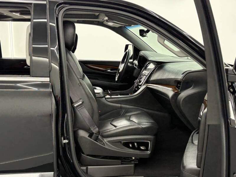 2017 Cadillac Escalade Premium Luxury