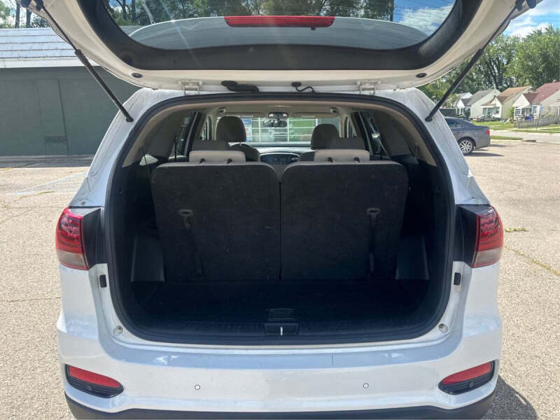 2020 Kia Sorento S V6