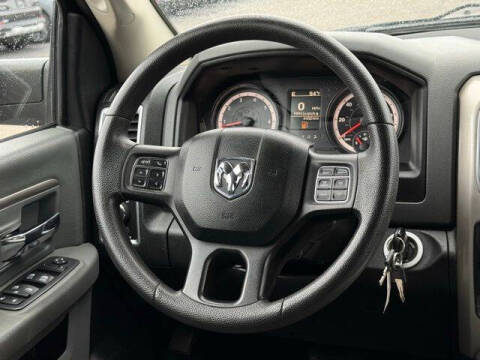 2017 RAM 1500 SLT
