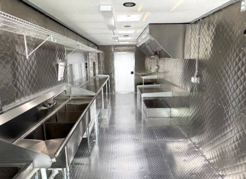 2013 Freightliner MT55 Chassis