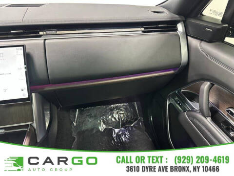 2025 Land Rover Range Rover P400 SE LWB