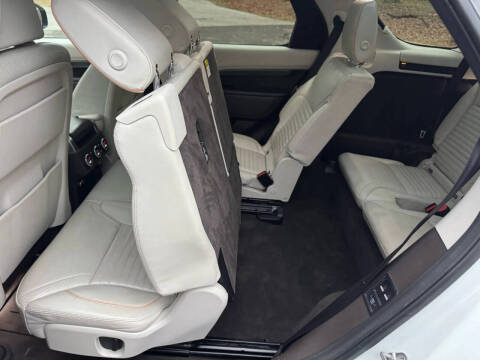 2017 Land Rover Discovery HSE Luxury