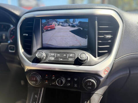 2019 GMC Acadia SLT-1