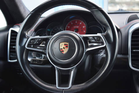 2017 Porsche Cayenne GTS