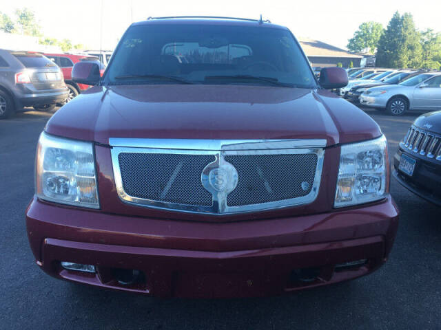 2006 Cadillac Escalade EXT for sale at Bob and Jill's Drive and Buy in Bemidji, MN