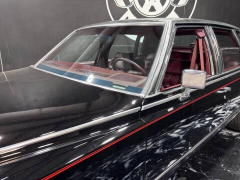 1990 Cadillac Brougham