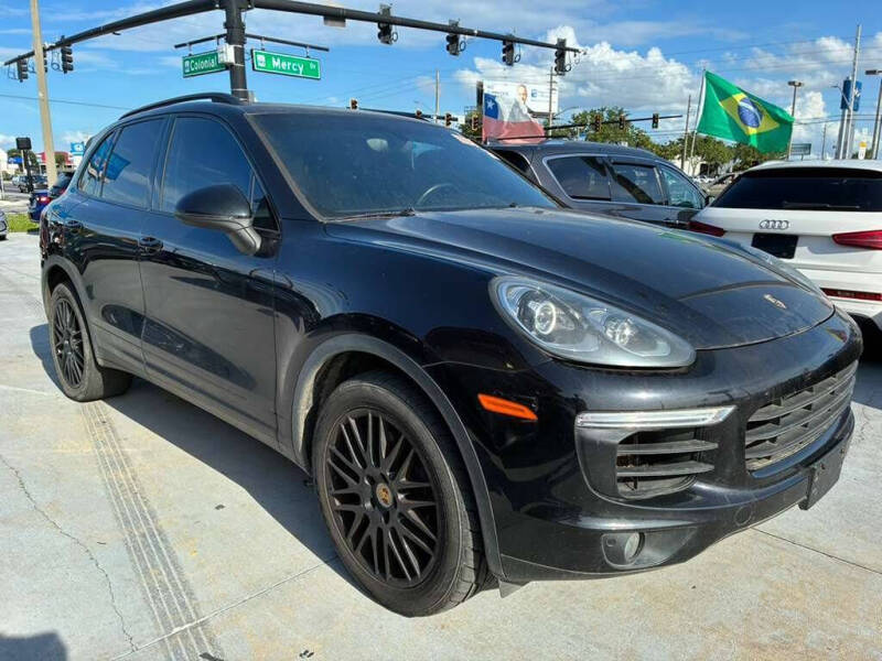 2018 Porsche Cayenne S